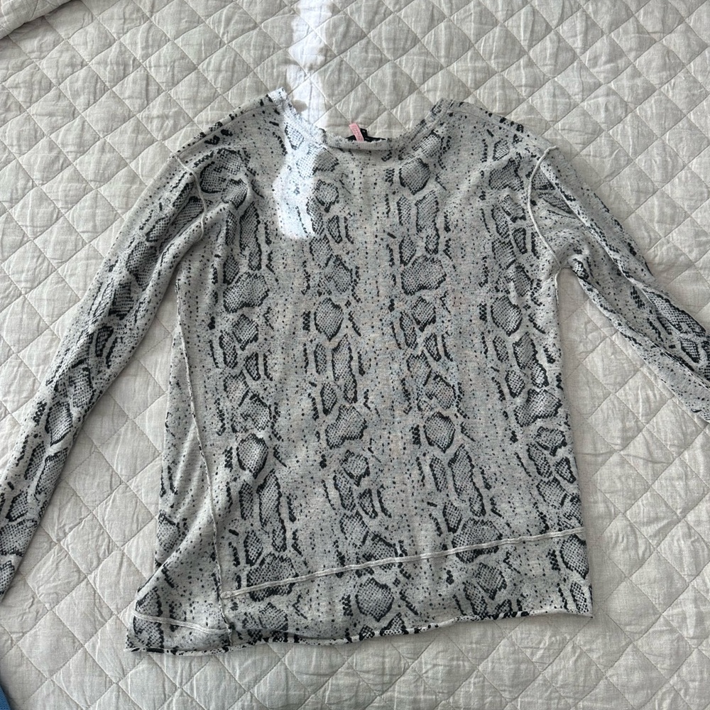 Cashmere sweater